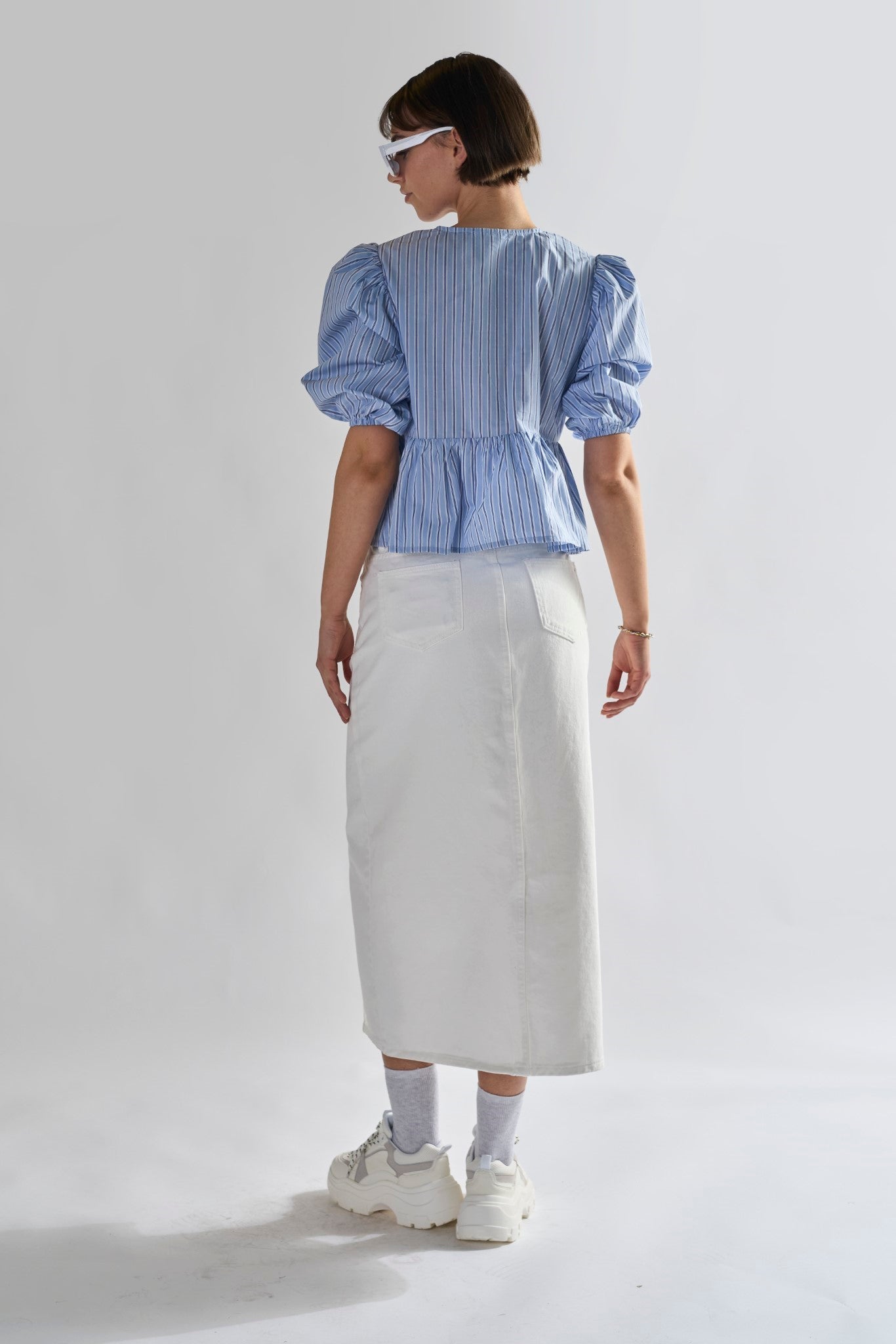 francespenny.shopoff-white-centre-split-denim-maxi-skirt_2.jpg