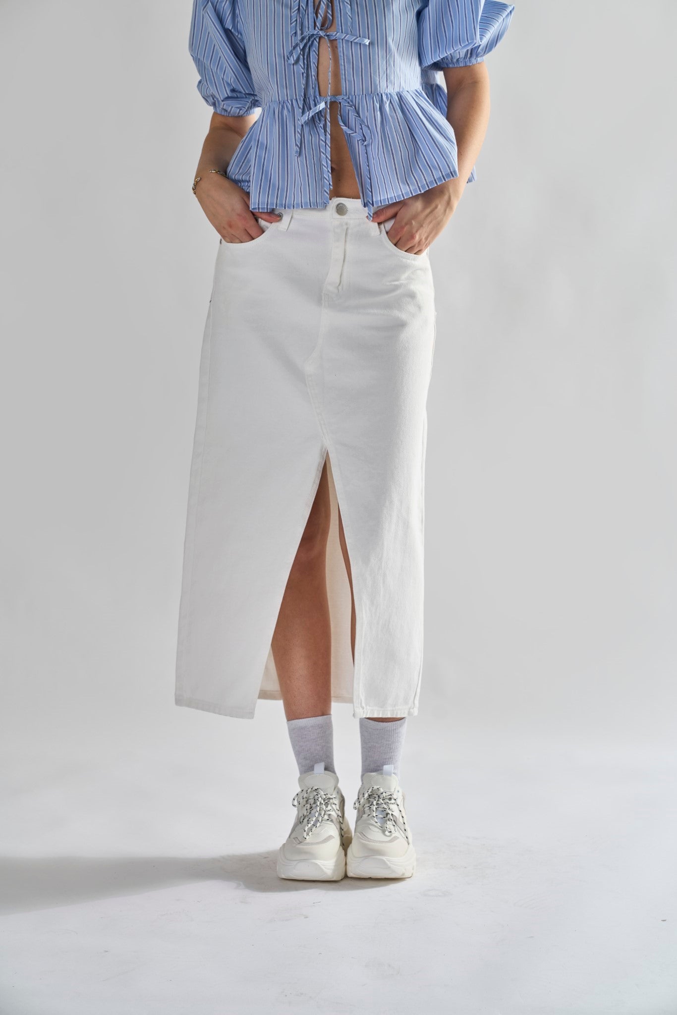 francespenny.shopoff-white-centre-split-denim-maxi-skirt_3.jpg